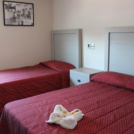 Hotel Colon Express غوادالاجارا المظهر الخارجي الصورة