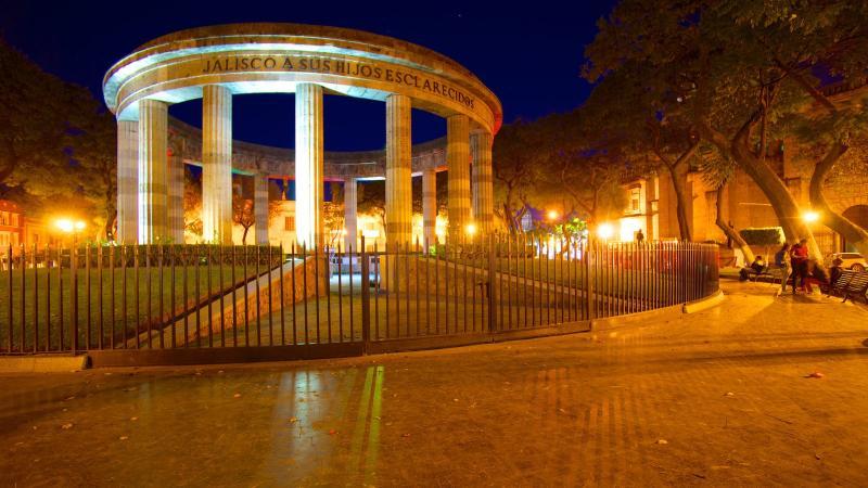 Hotel Colon Express غوادالاجارا المظهر الخارجي الصورة